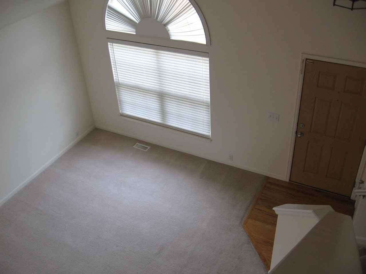 5479 Ansel Dr - Photo 2 of 8