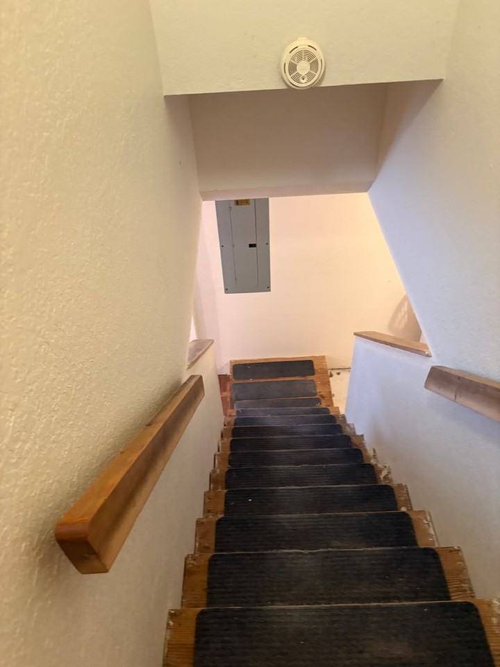 104 Lenwood Ct - Photo 2 of 20