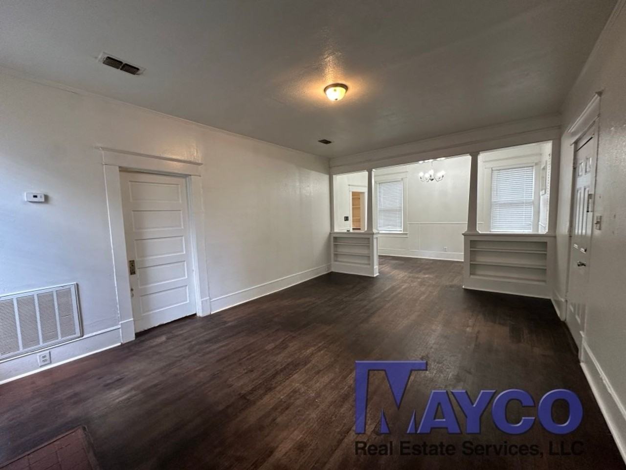 282 Prospect St - Photo 3 of 8