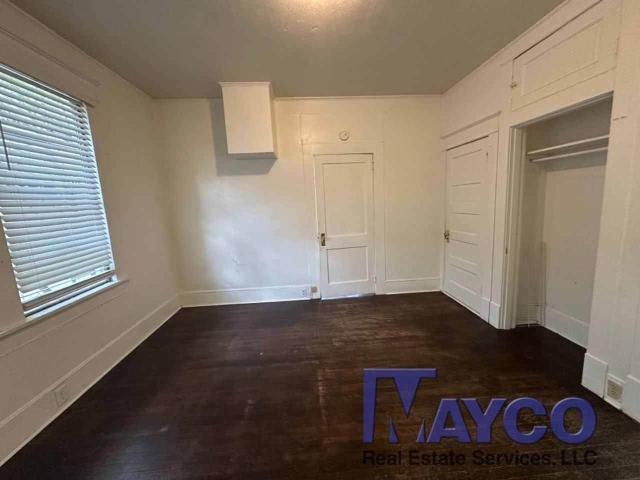 282 Prospect St - Photo 5 of 8