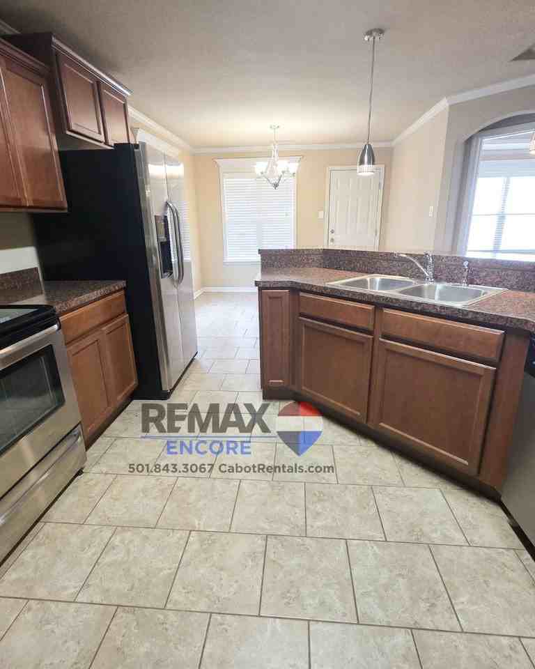 113 Harvick Cir - Photo 3 of 12