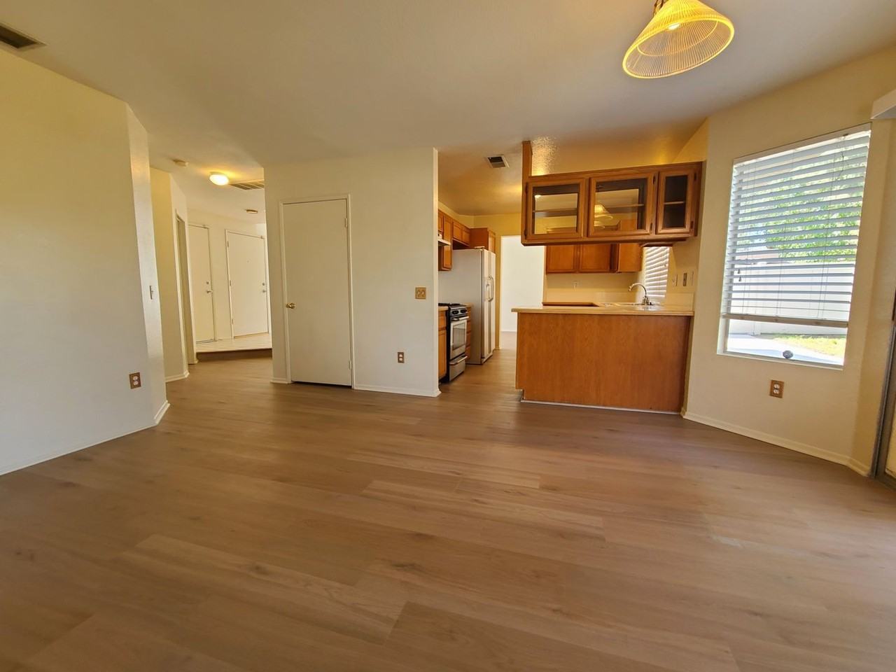 2476 Dublin Way - Photo 7 of 24