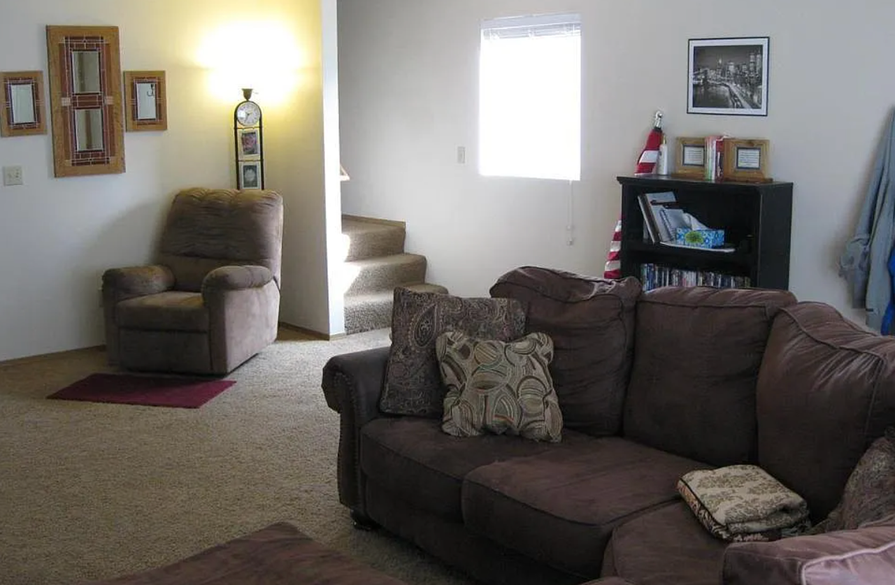 1725 W Kagy Blvd - Photo 5 of 13