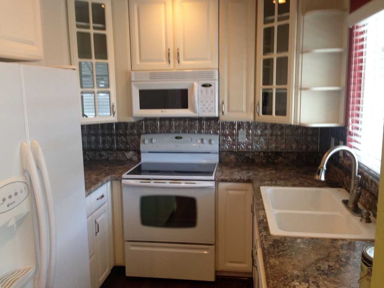 1639 E Saint Charles Pl - Photo 2 of 22