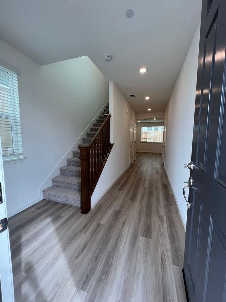 3323 Auburn Leaf Loop - Photo 3 of 30