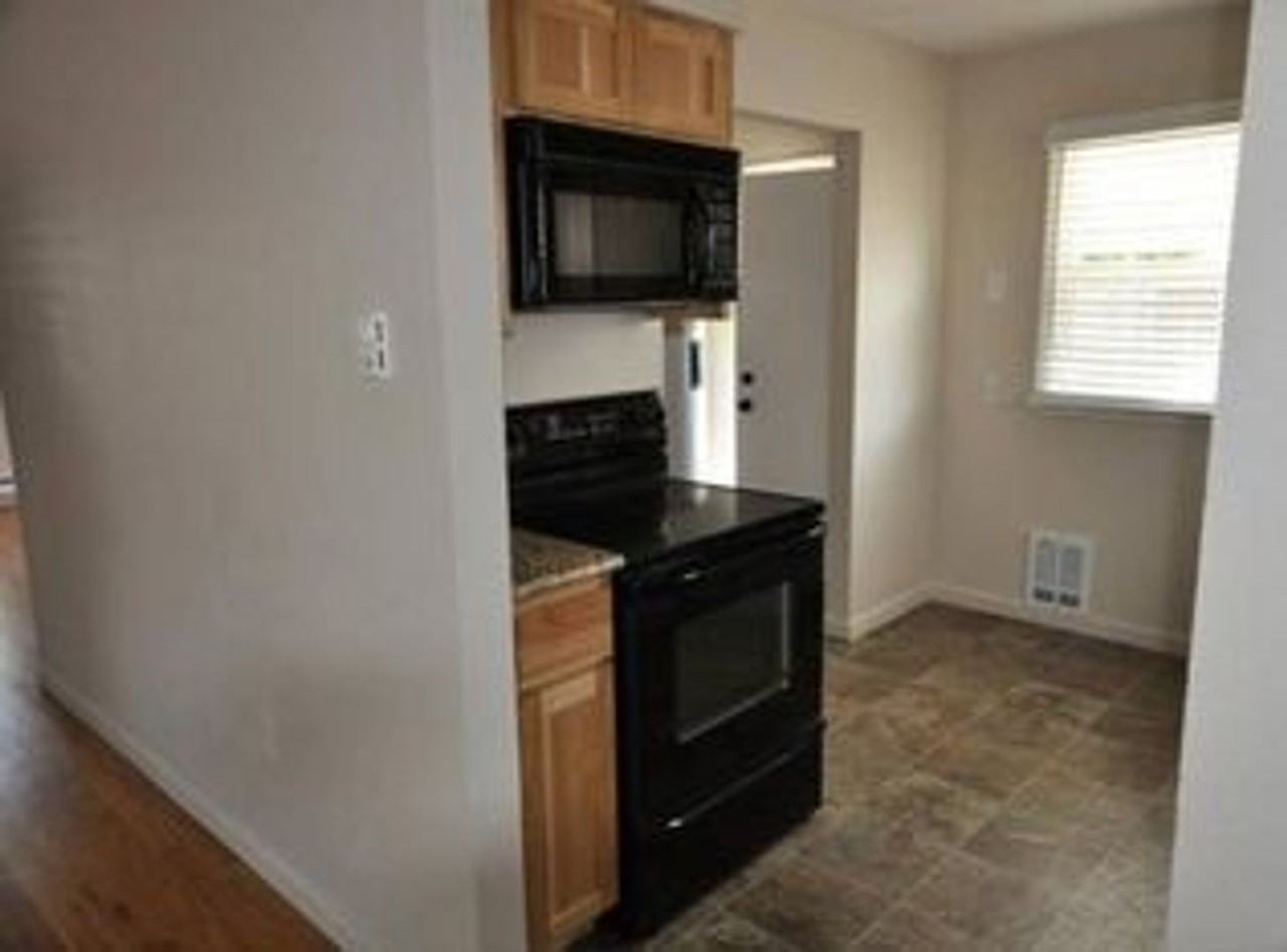 1508 E Wabash Ave - Photo 4 of 7