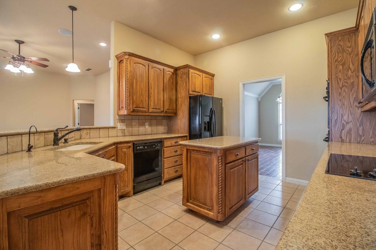 5957 Stacy Ln - Photo 3 of 42