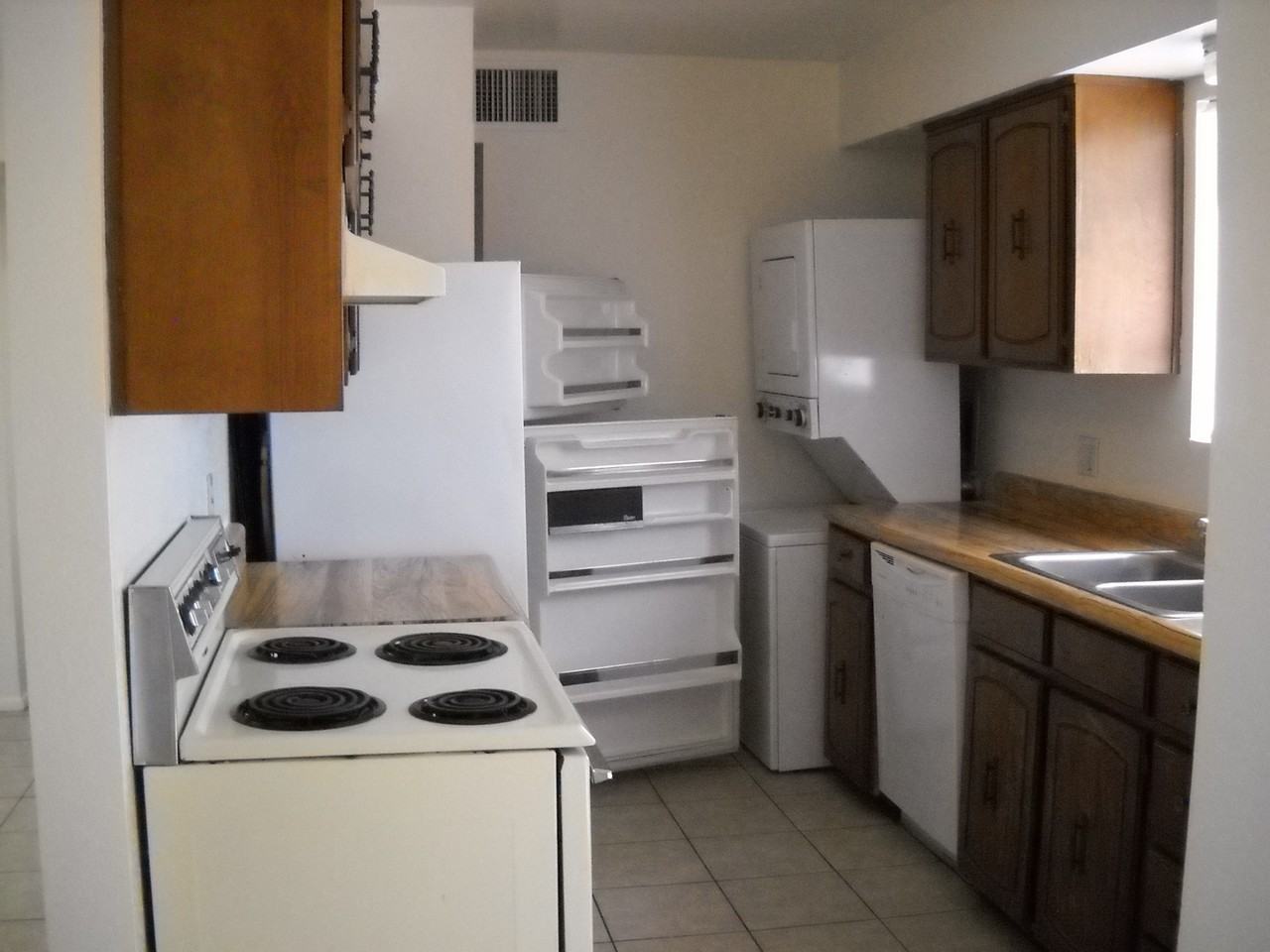4150 Calle Ladero #C - Photo 6 of 10
