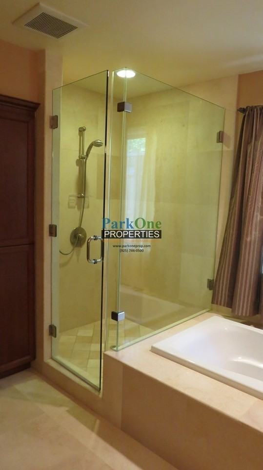 1245 Crown Ct - Photo 5 of 16