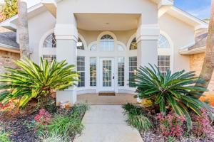 featured image of 4429 Southminster Cir