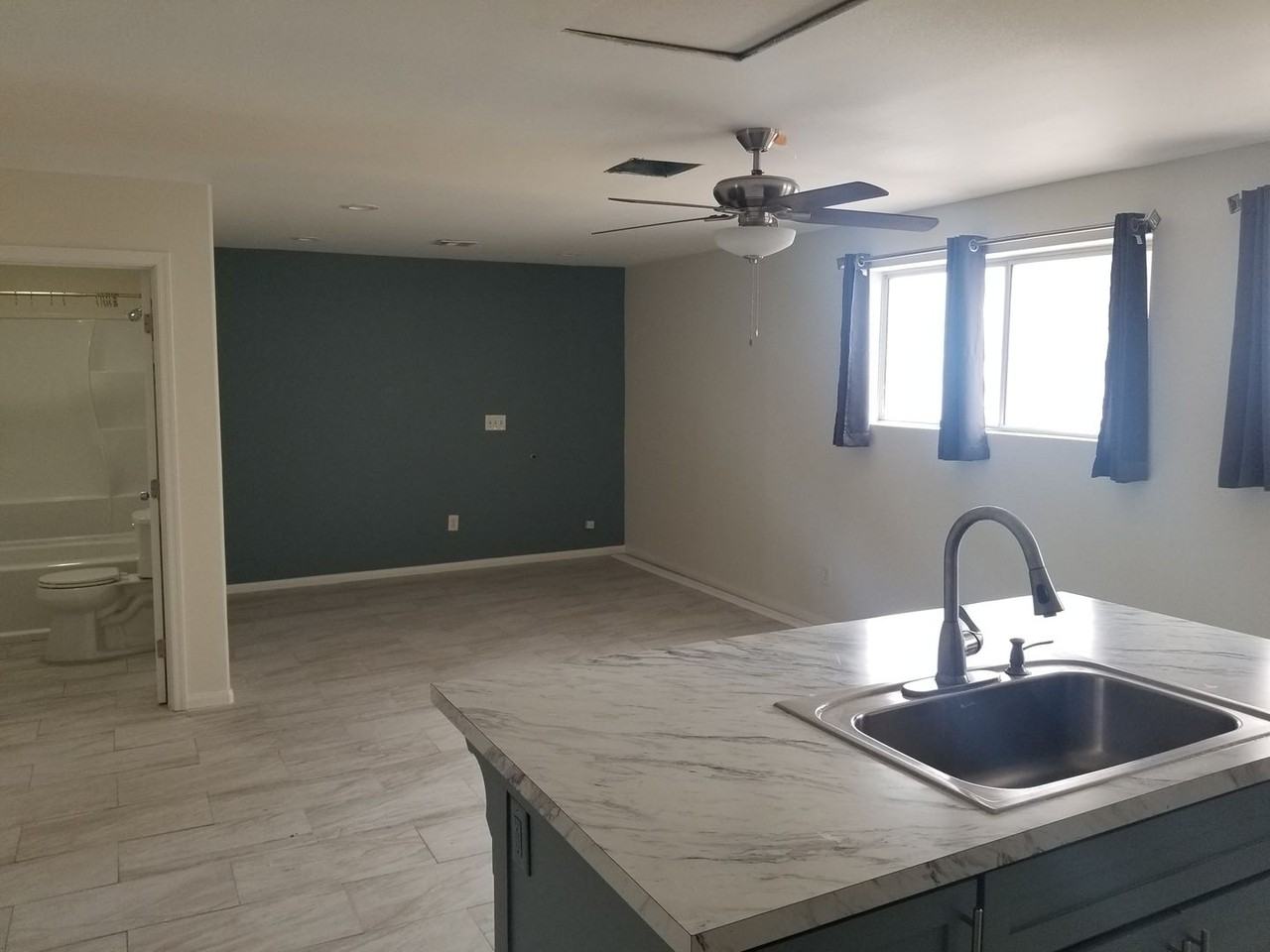 1276 Aurora Dr - Photo 2 of 13