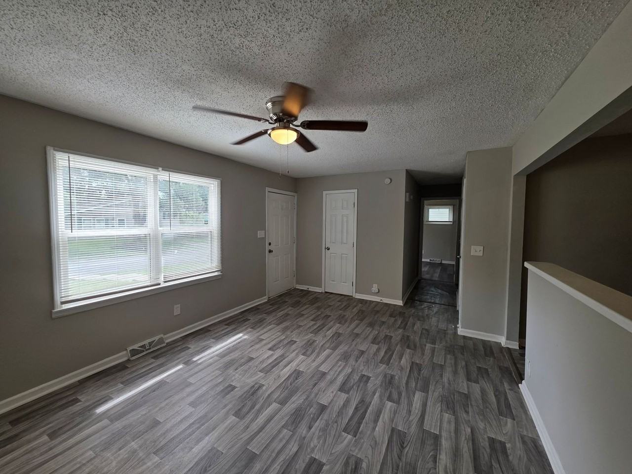 11306 Ditman Ave - Photo 3 of 18