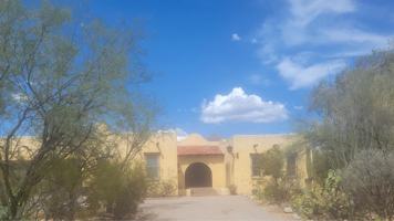 featured image of 7562 N Calle Cordobesa