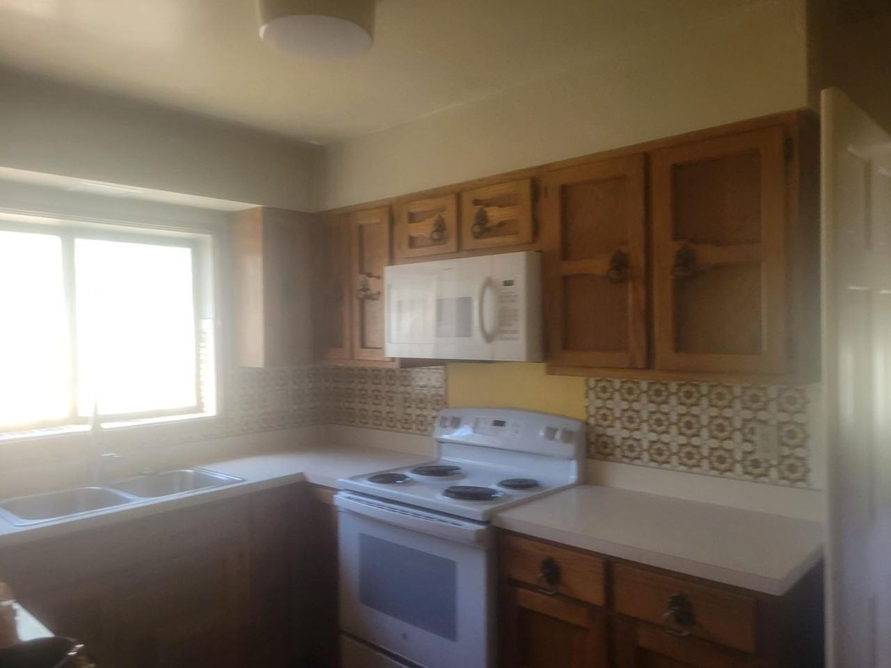 7562 N Calle Cordobesa - Photo 2 of 23