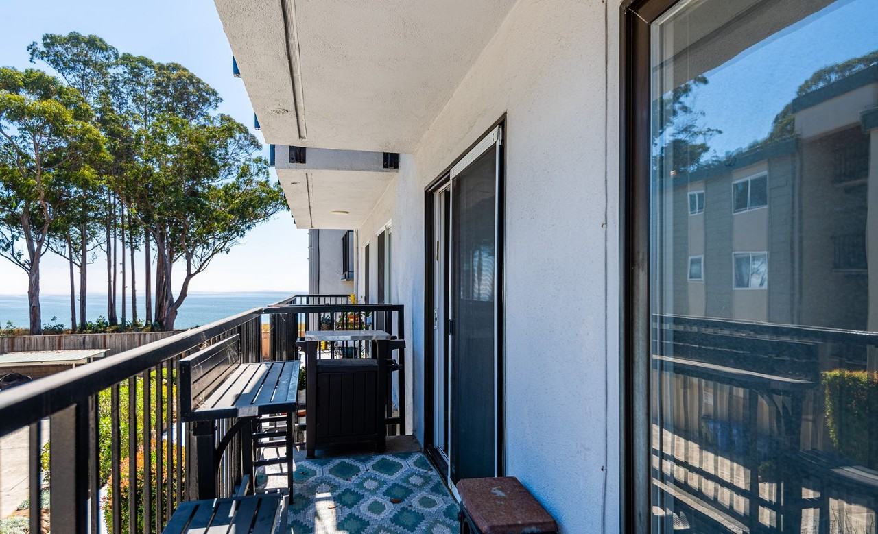 815 Balboa Ave #201 - Photo 6 of 11
