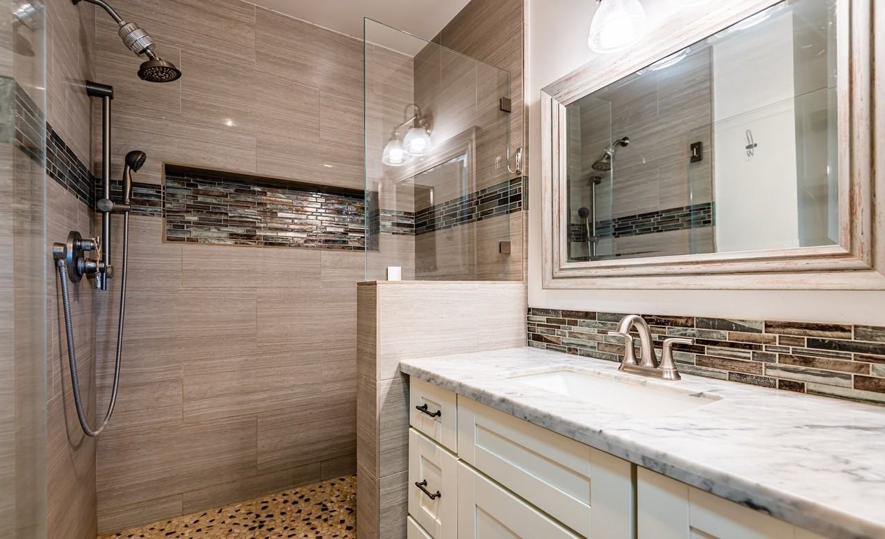 815 Balboa Ave #201 - Photo 7 of 11