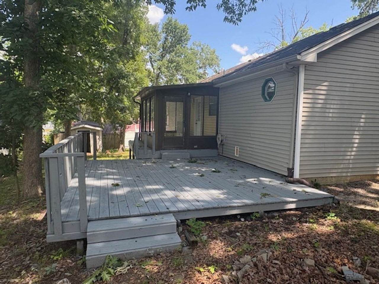 108 Ruth Ln - Photo 2 of 13