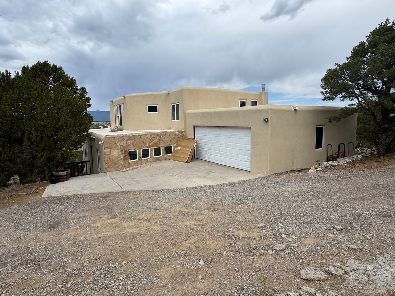 10 Alta Ct - Photo 2 of 24