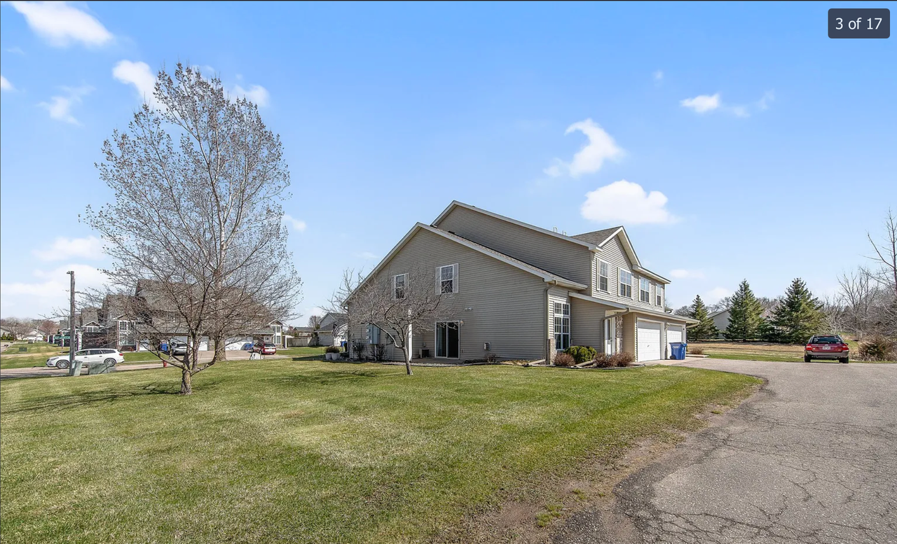 601 Meadow Ln - Photo 3 of 17