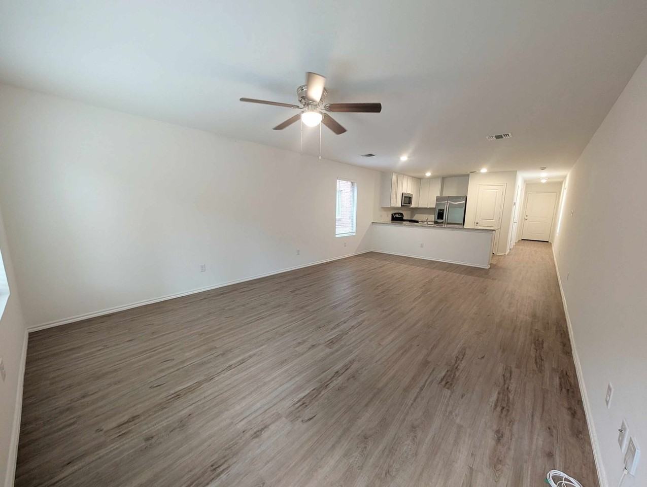 1939 Wolford Way - Photo 2 of 15