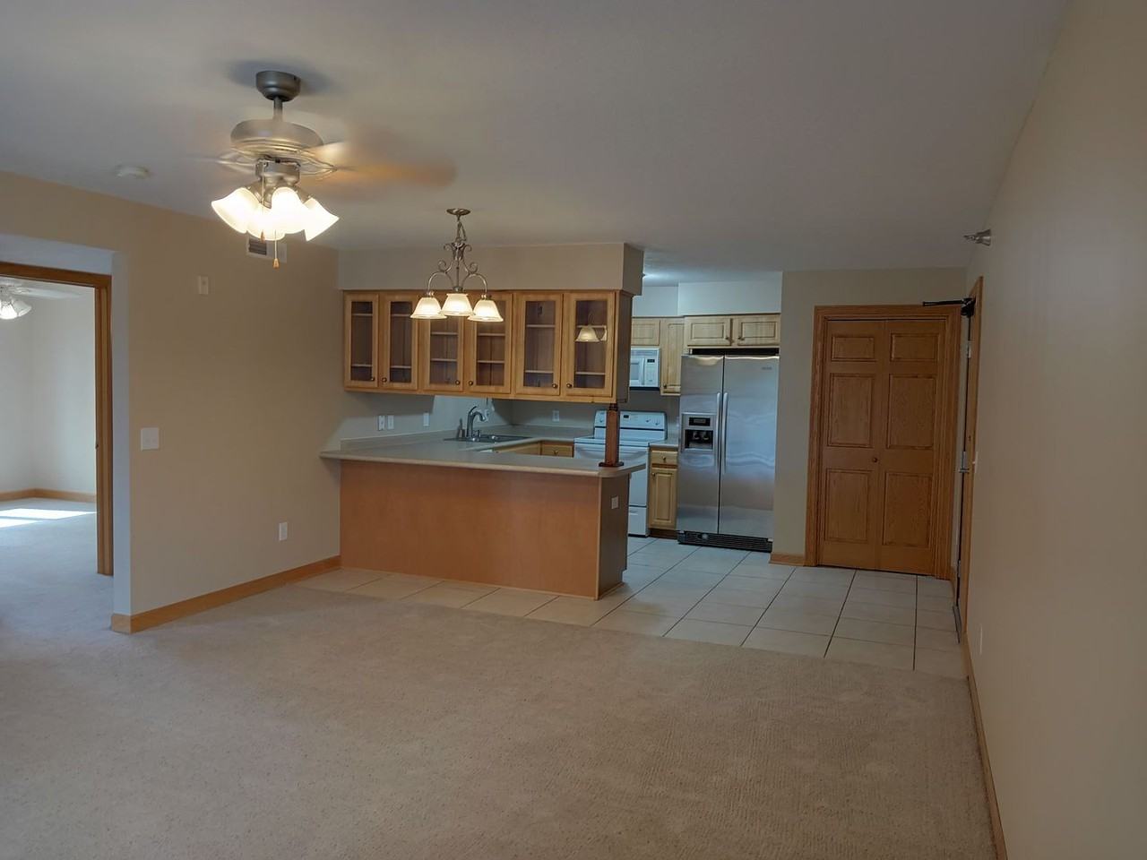 Shelly Rose Apartments - Photo 3 of 27