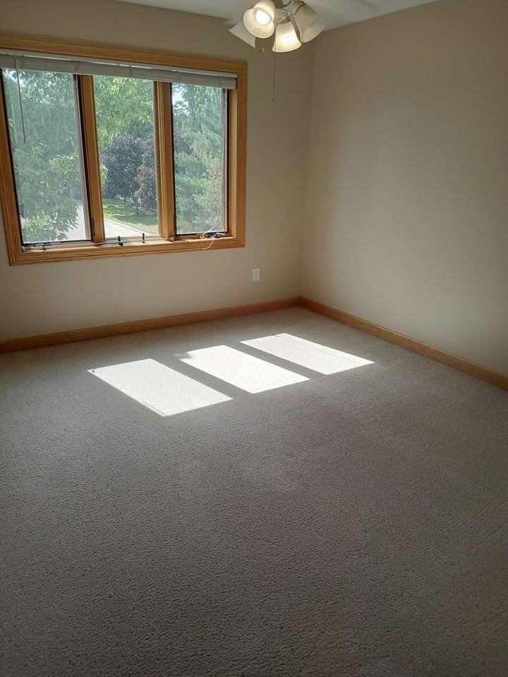 Shelly Rose Apartments - Photo 7 of 27
