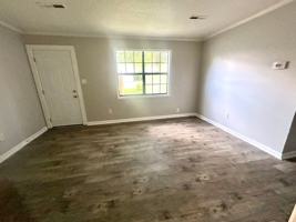 featured image of 1216 1/2 Stevens Ave Ne