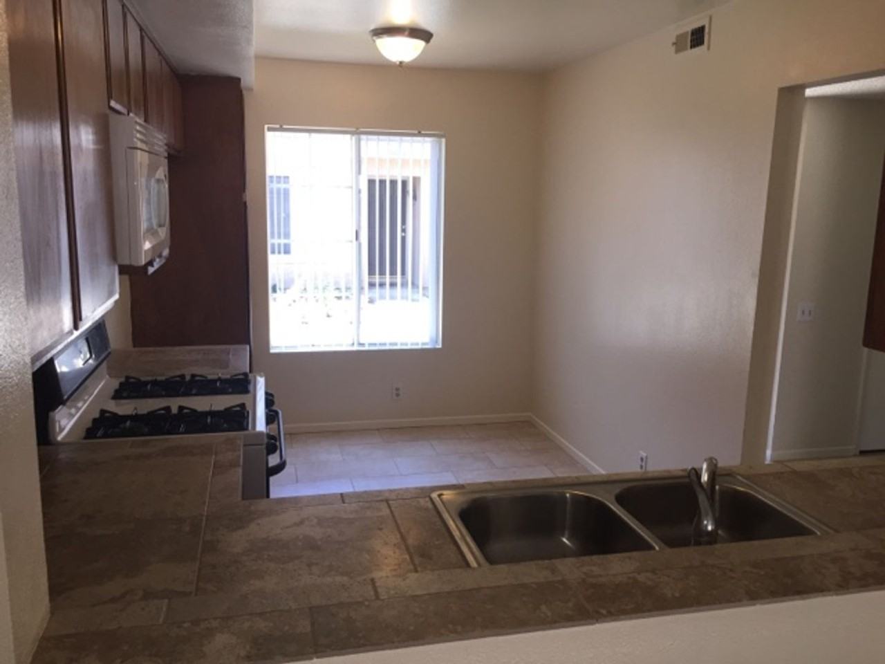 3651 Caminito Carmel Lndg - Photo 2 of 10