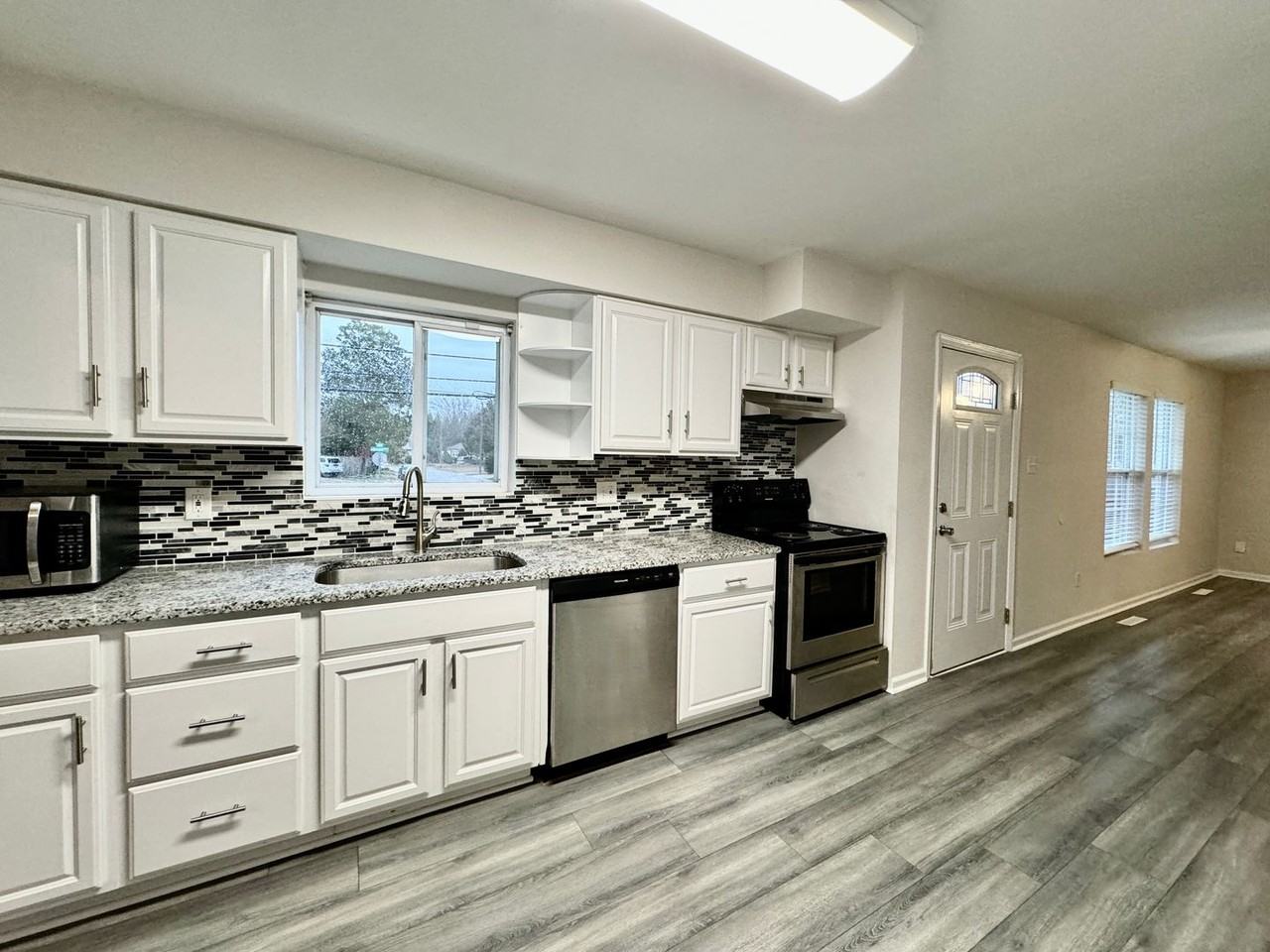 517 Aragona Blvd - Photo 5 of 30