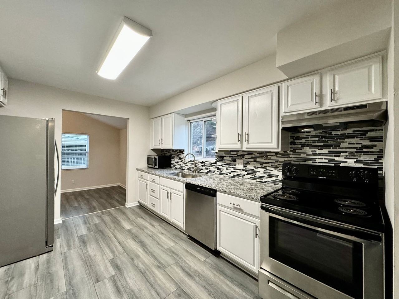 517 Aragona Blvd - Photo 6 of 30