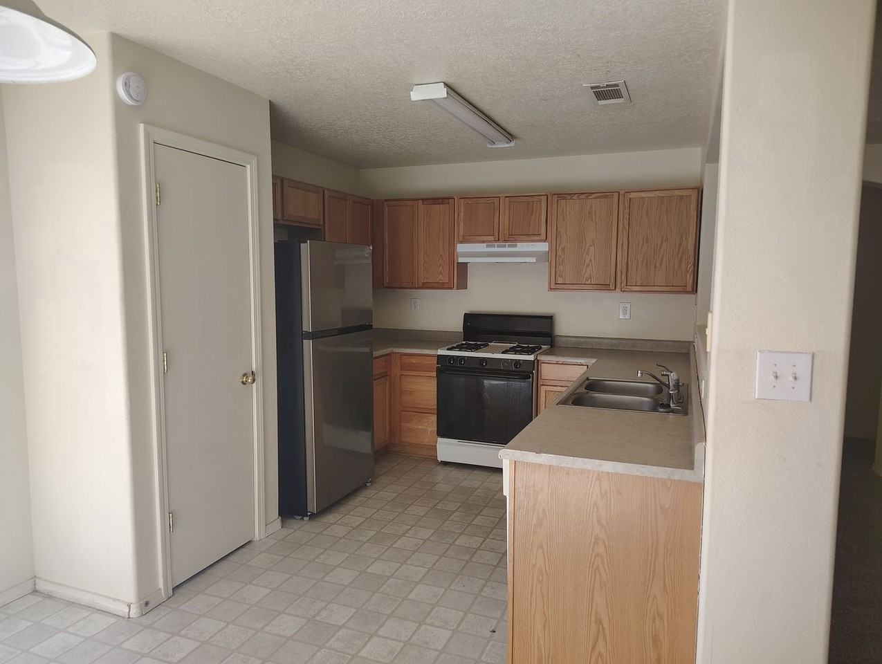 1512 Penasco Rd Ne - Photo 3 of 11