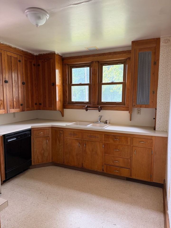 601 Woodland Ave - Photo 6 of 15