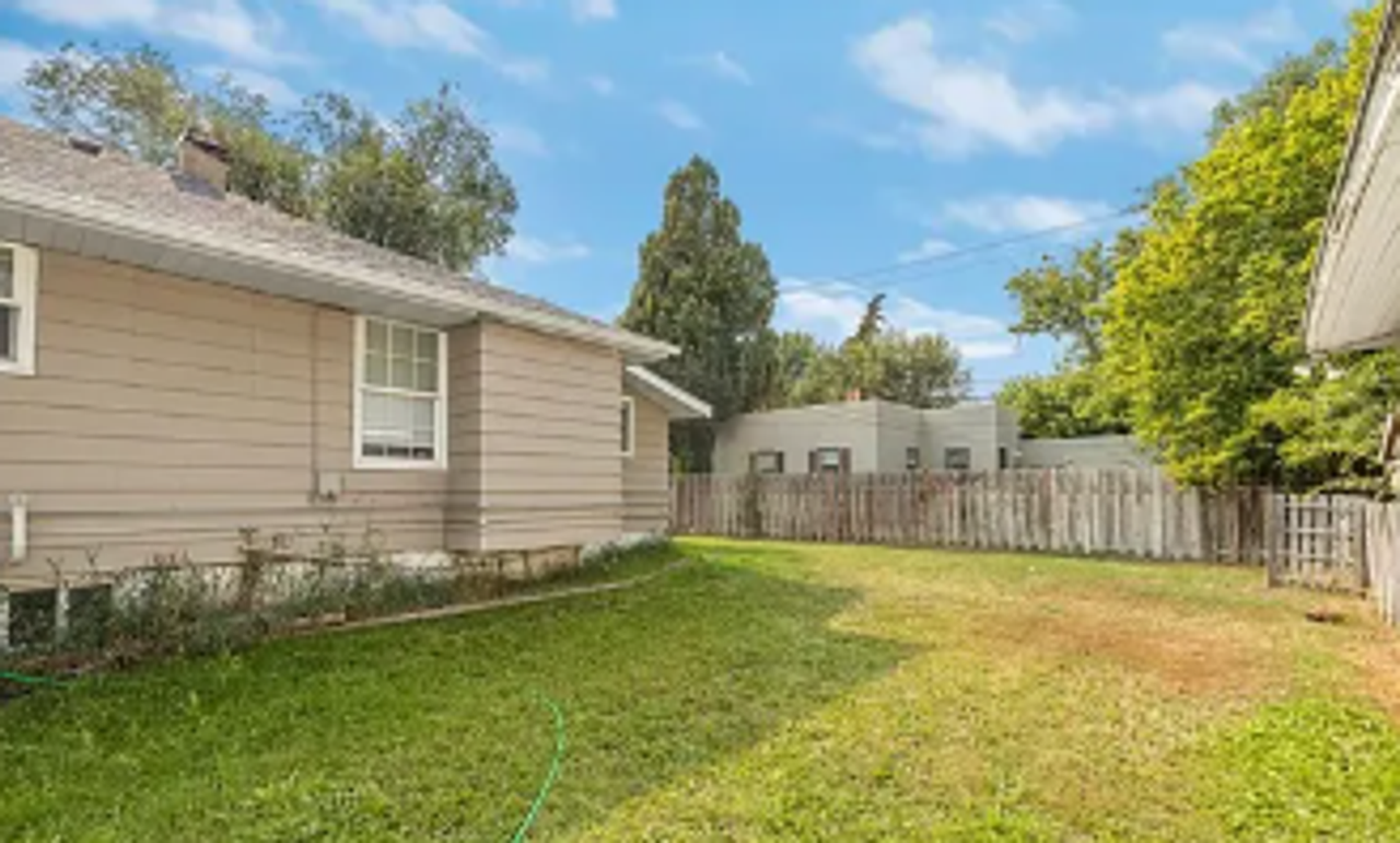 521 N Shilling Ave - Photo 5 of 25