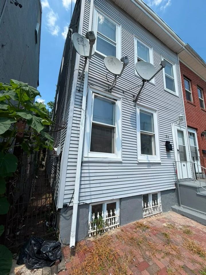 86 Spring St - Photo 2 of 30