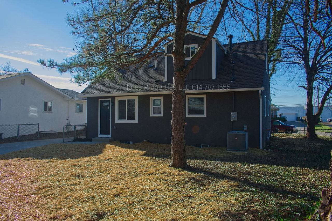 3762 Beulah Rd - Photo 6 of 38