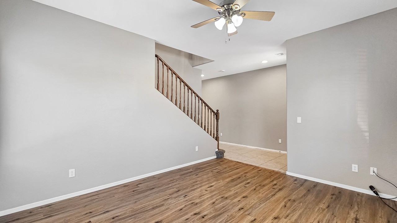 9912 W Marguerite Ave - Photo 7 of 40
