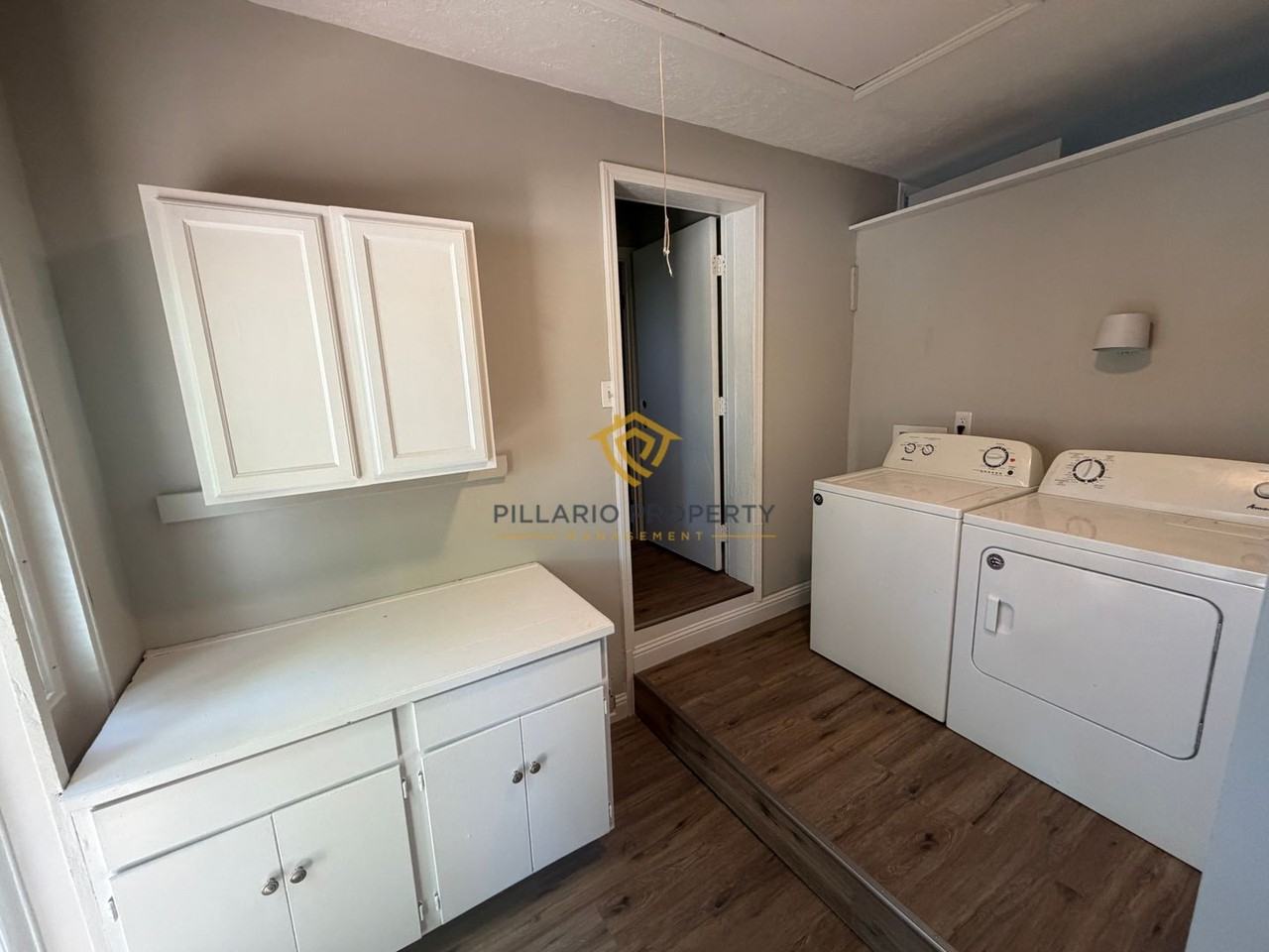 2220 E 46th St - Photo 6 of 17