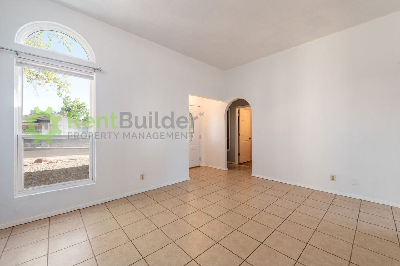 1864 Blackberry Rd Ne - Photo 7 of 24