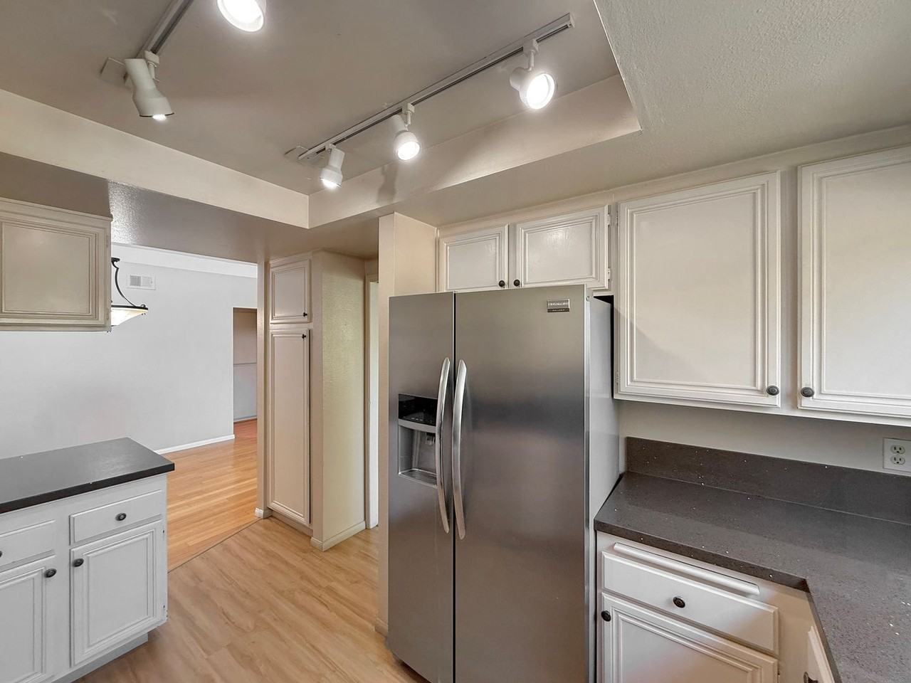 179 Bronze Way - Photo 7 of 18