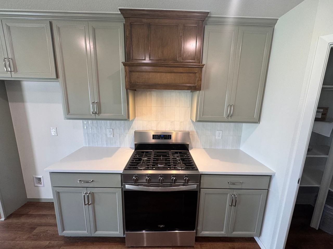 3422 E 153rd St S - Photo 7 of 26