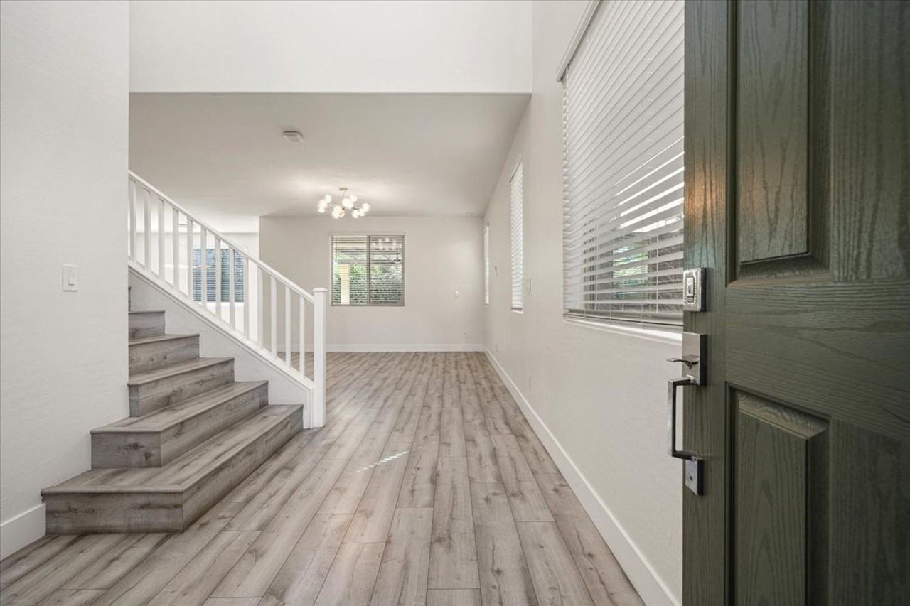 4105 Trillium Bay Ln - Photo 5 of 34