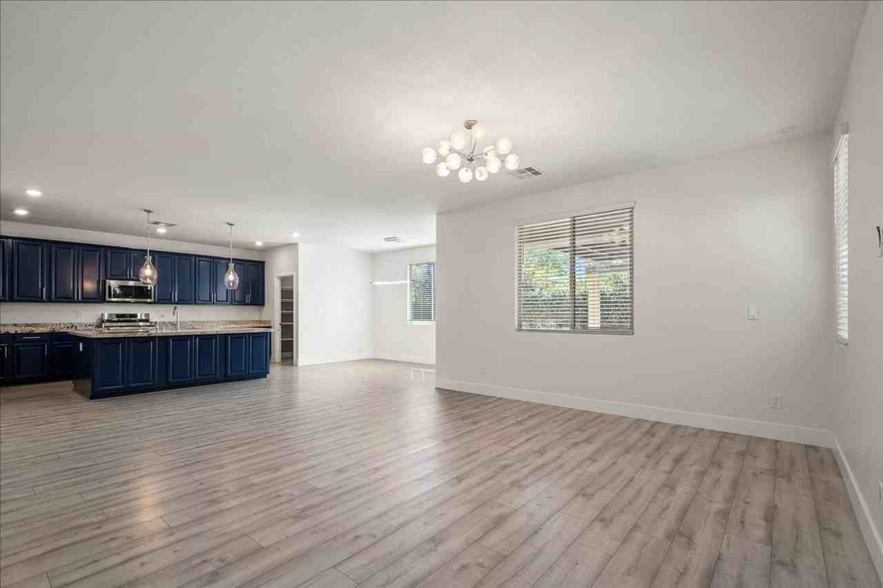 4105 Trillium Bay Ln - Photo 6 of 34
