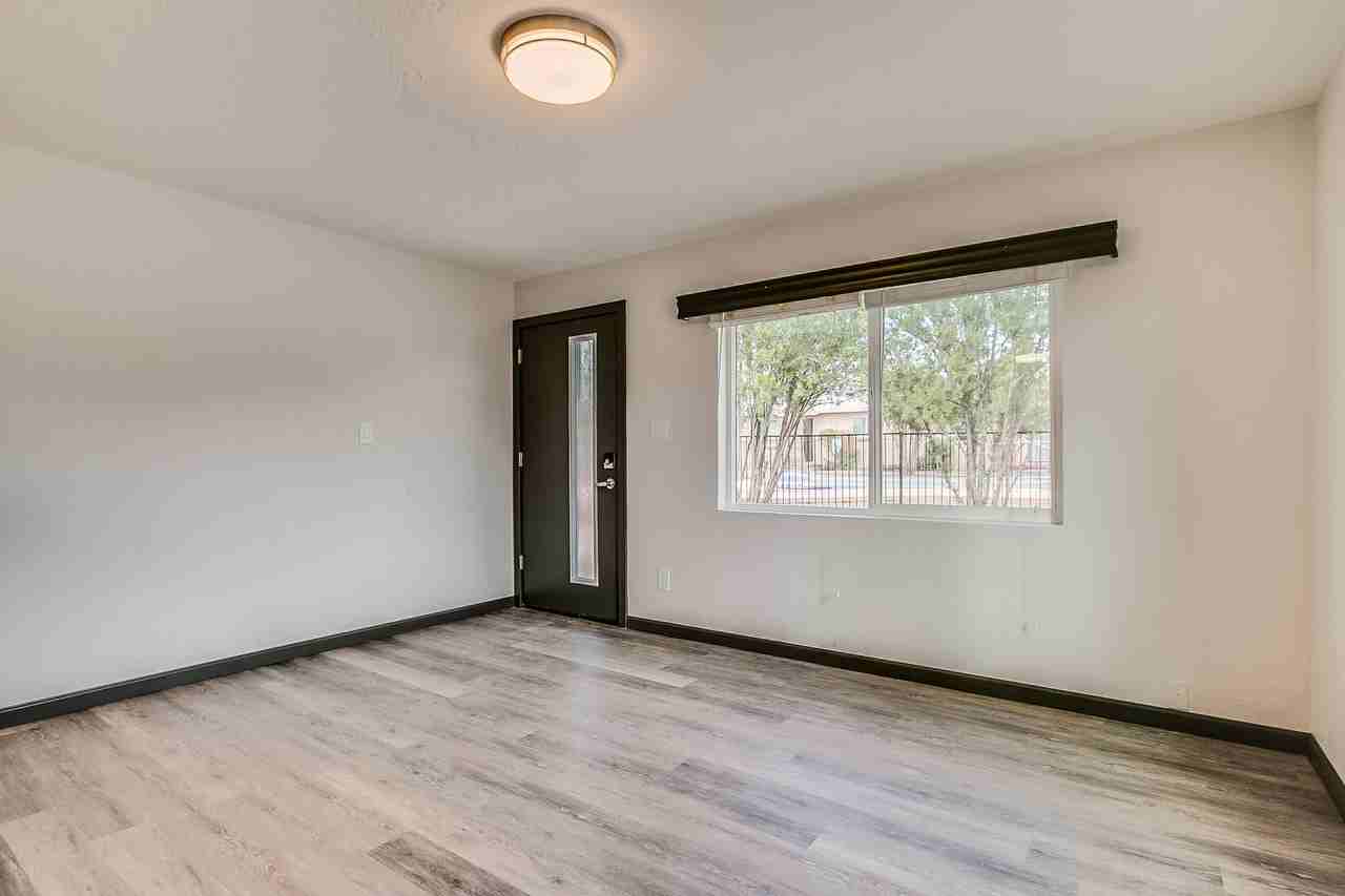 1409 E Drachman St - Photo 5 of 5