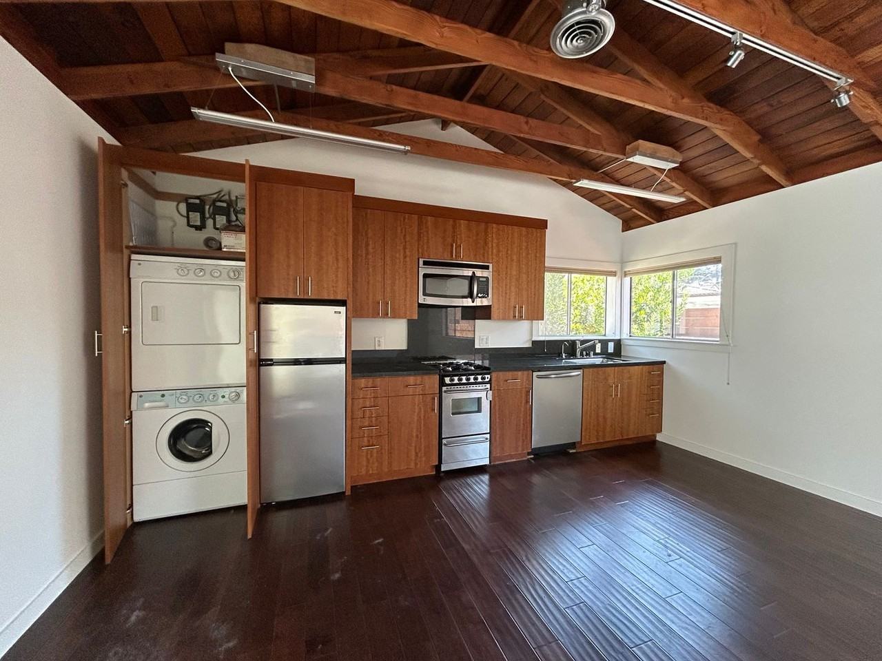 4137 Lafayette Pl - Photo 4 of 11