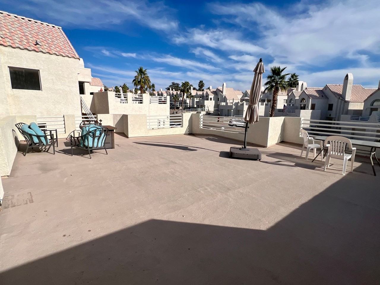 420 Acoma Blvd S - Photo 5 of 24