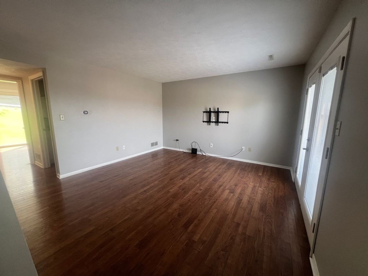1232 Van Voorhis Rd - Photo 7 of 16