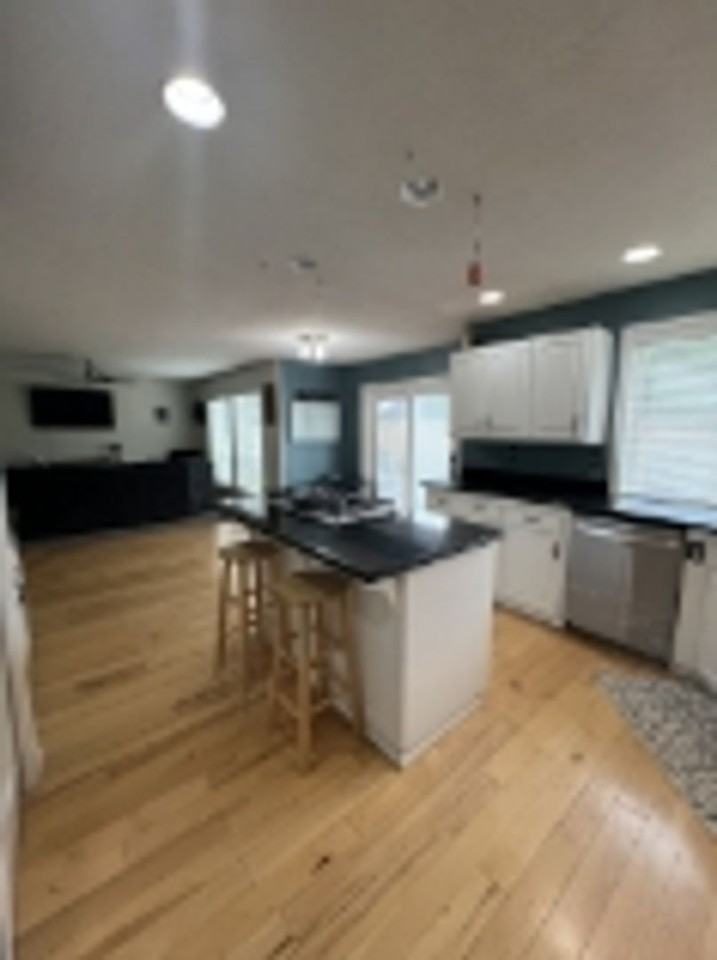 1311 Keystone Loop Ne - Photo 6 of 19