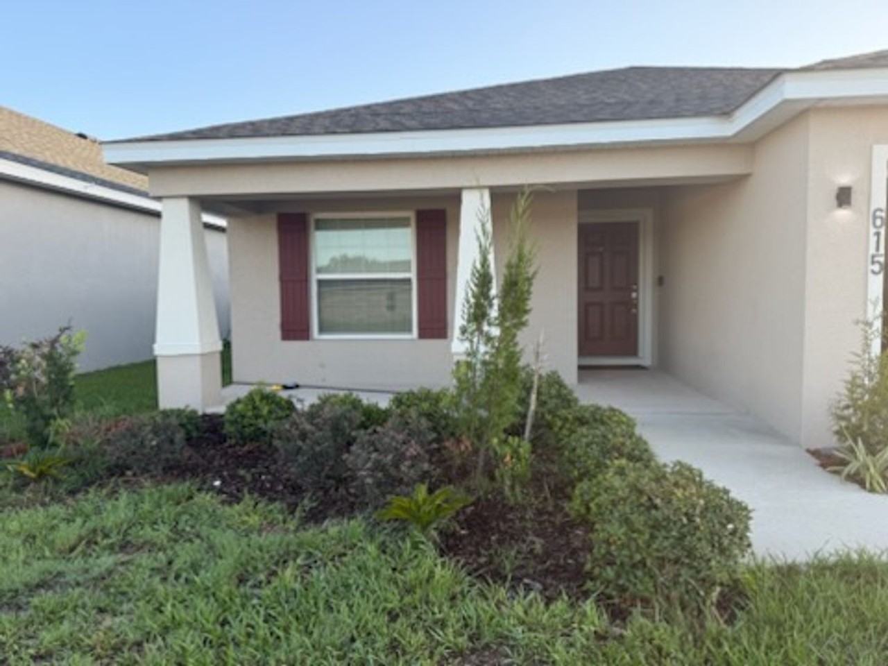 615 Bentley North Dr - Photo 2 of 7