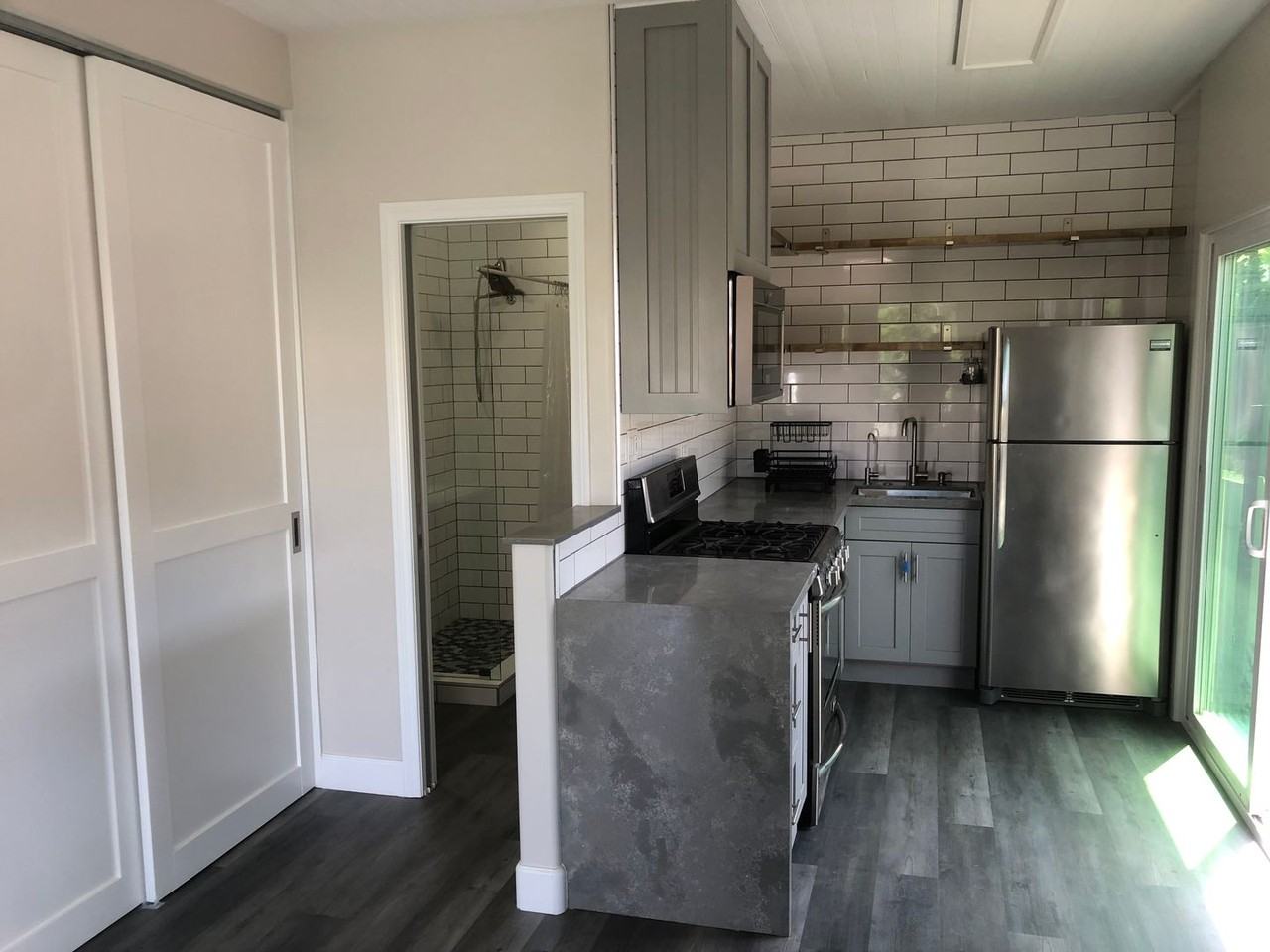 819 S Tremont St - Photo 3 of 8