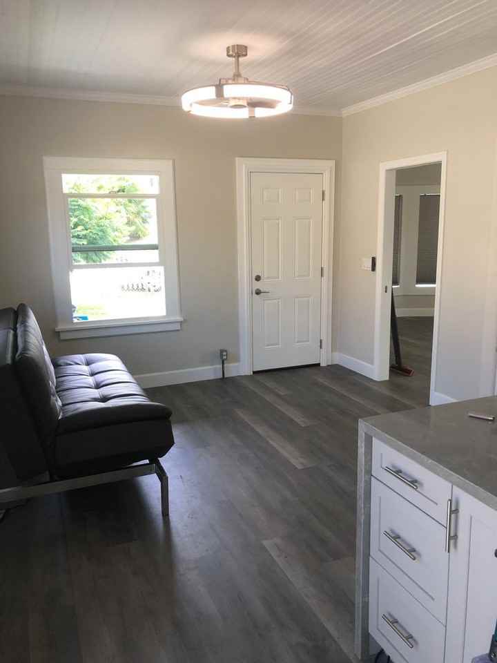 819 S Tremont St - Photo 4 of 8